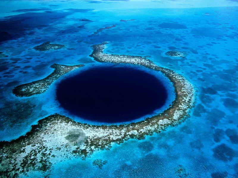 Голубая дыра, Багамские острова
